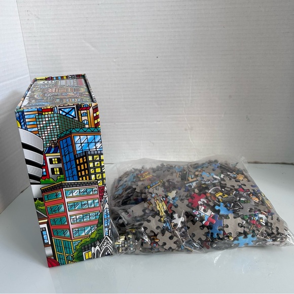 1000 pcs Browsing & Butterflies on 5th Ave Jigsaw Puzzles with magnetic snap box - Picture 4 of 12